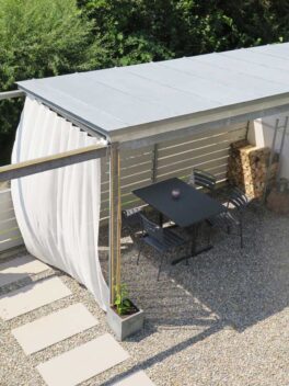 Wetterfester Vorhang SONNEN-TAG für Garten, Terasse und Balkon (ecruweiss).