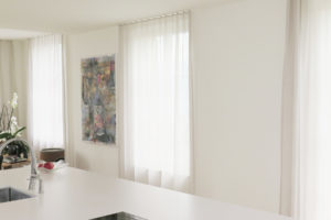 Tagesvorhang NEW YORK in Küche und Esszimmer. • rideaux123.ch