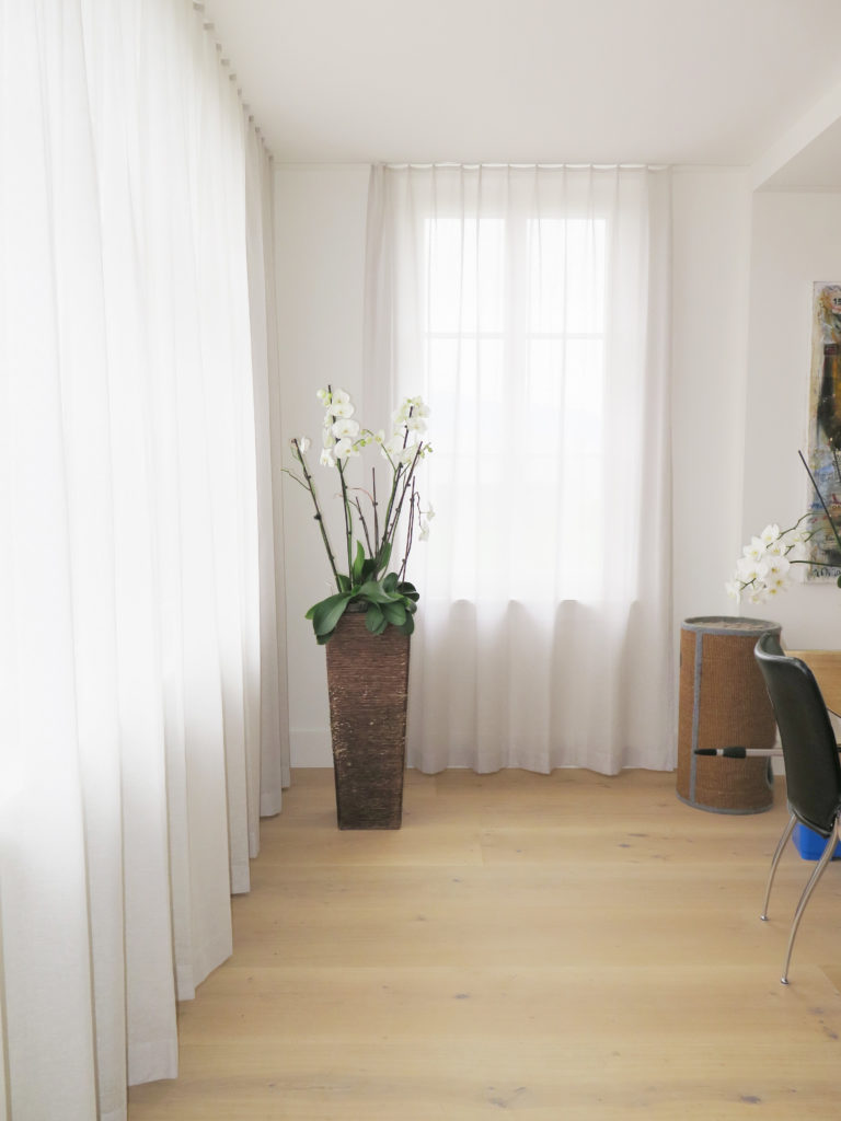 Tagesvorhang NEW YORK im Esszimmer. • rideaux123.ch