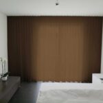 Voilage MADRID CS IV rideau fermé brun foncé [257] • rideaux123.ch