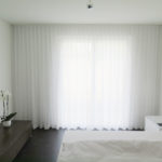 Tagesvorhang Fischbacher 1819 MADRID CS IV Blanc pur [100] nach Mass (Trevira CS). • rideaux123.ch