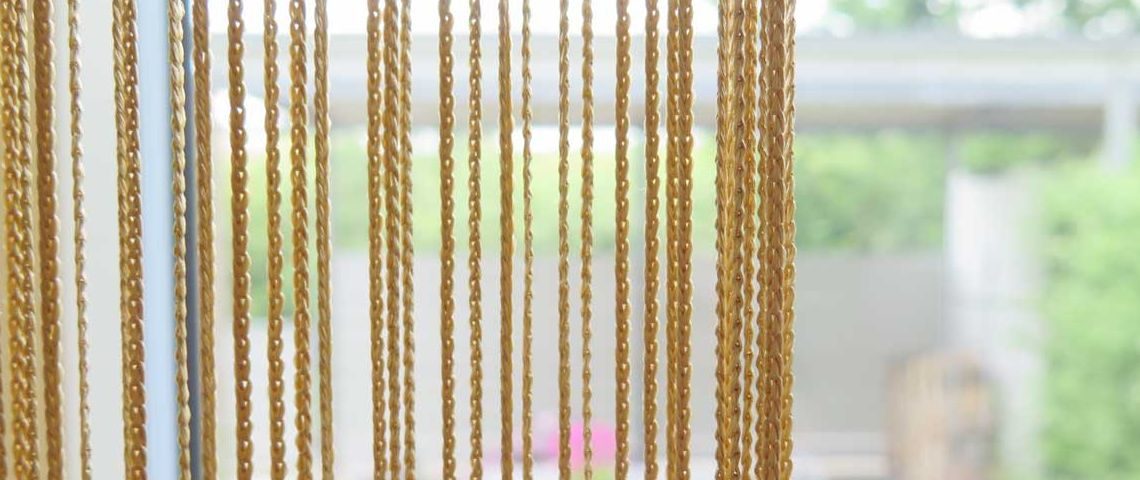 Le meilleur rideau anti-mouches avec vue sur le jardin