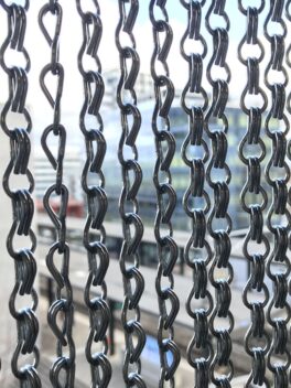 DARWIN stilvolle Ketten in Titan Insektenschutz