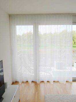 Voilage MATINELLA rideau fermé blanc [0010]