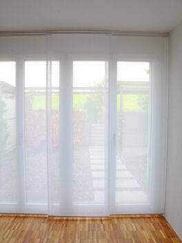 Parois japonaises GENEVA en polyester recyclé rideau fermé blanc [1]