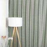 Rideau occultant LONDON BLOOMSBURY gris clair [27] rideau fermé • rideaux123.ch