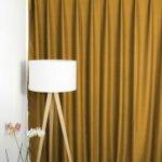 Rideau occultant LONDON BLOOMSBURY ocre [04] rideau fermé • rideaux123.ch
