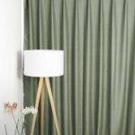 Rideau occultant LONDON BLOOMSBURY vert-gris clair [22] rideau fermé • rideaux123.ch