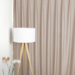 Rideau occultant DAWN 2 Beige gris [602] Rideau fermé • rideaux123.ch