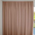 Rideau occultant ST. MORITZ Rouge beige pâle [324] Rideau fermé • rideaux123.ch