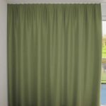 Rideau occultant ST. MORITZ Vert gazon [415] Rideau fermé • rideaux123.ch