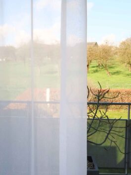 Voilage MEIRINGEN Blanc [0001] conclusion à droite