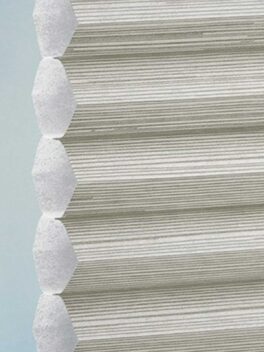 Plissé DUETTE® EOS® FIXÉ RELIFE BB24 Brun [5254] Détail de tissu